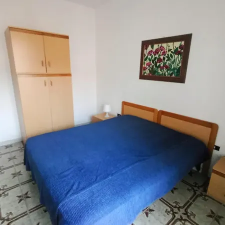 Appartement Lido 12 *